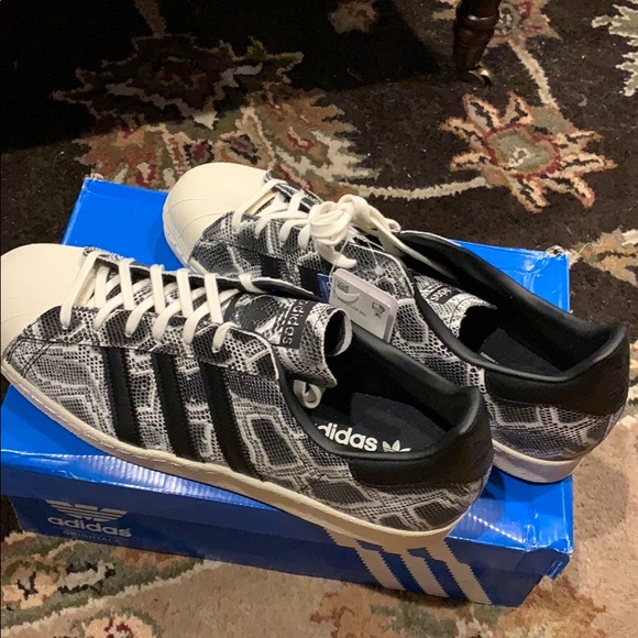 adidas superstar python